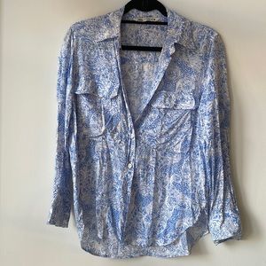 Light blue button down paisley light weight collared top